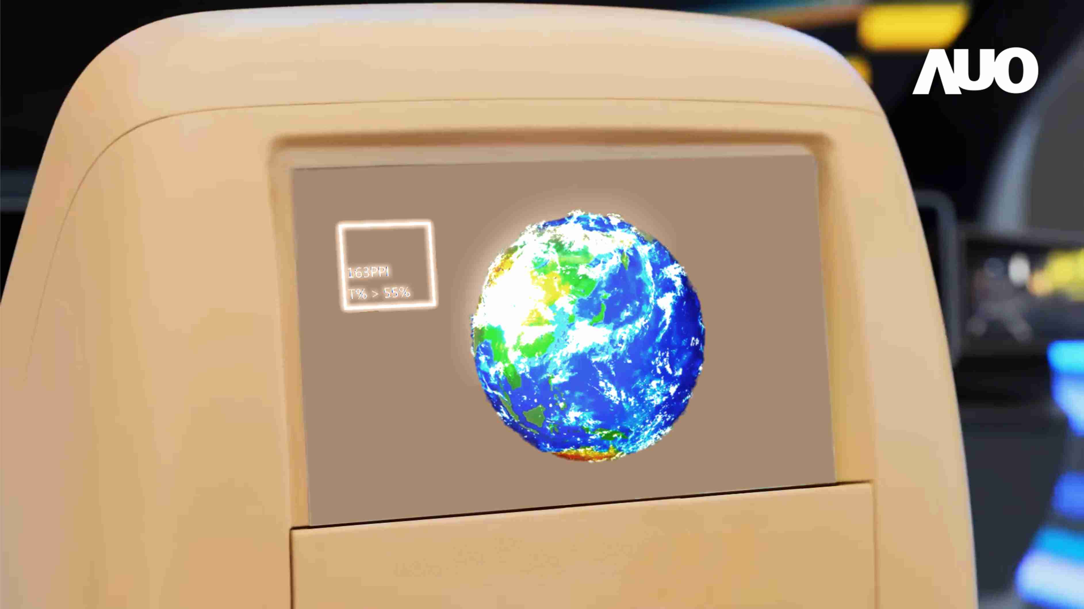 william威廉中文官网突破设计与制程挑战，，推出全球最高分辨率163ppi的13.5吋透明Micro LED面板，，，，并积极布局智能车市场，，，以期拓展透明显示应用的可能性